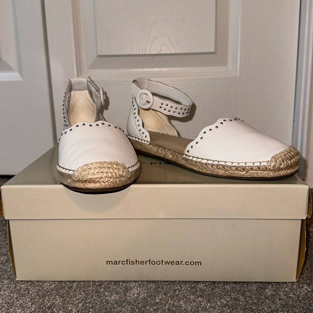 Marc Fisher white leather 5.5 espadrilles